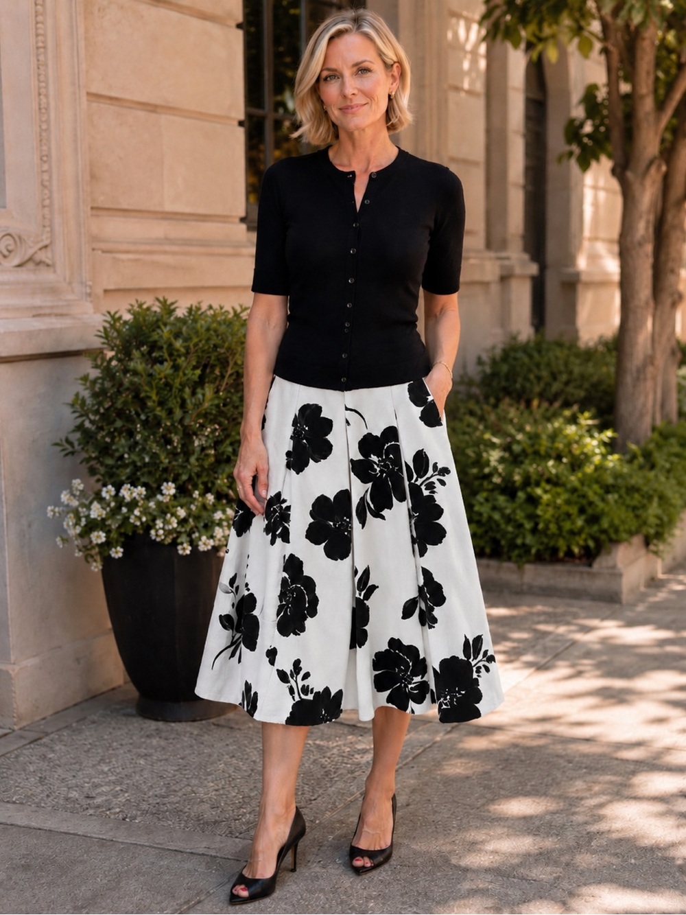 BHWM black & white graphic floral midi skirt with pockets - 8 - Picture 1 of 11